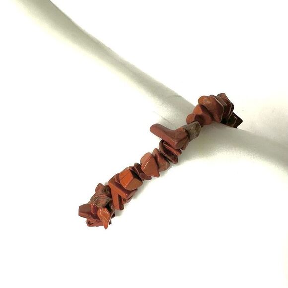 Red jasper chip beaded bracelet - Picture 4 of 8